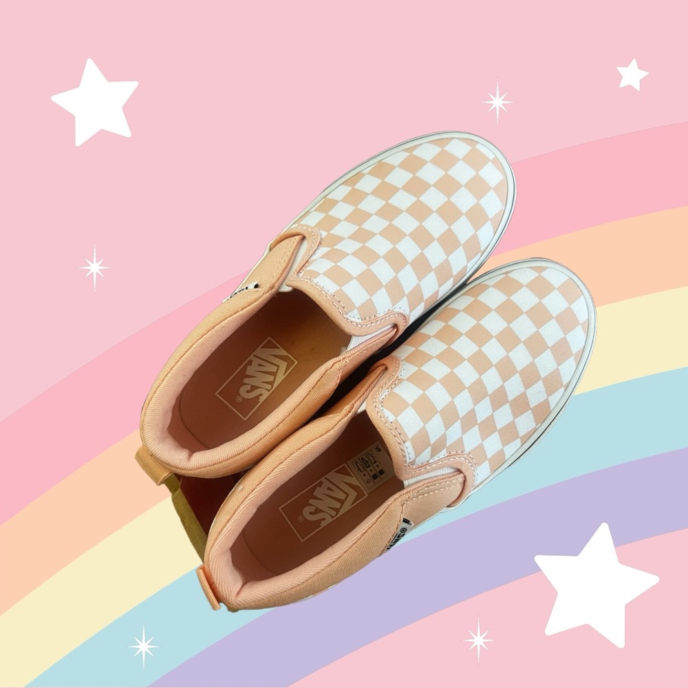 Brand New in box: Vans Asher slip-ons size 1